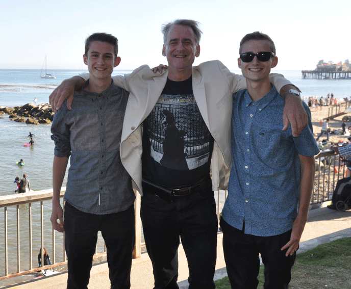 On father's day, we brunched at an English pub in Capitola called the Britannia Arms. Me and the boys! 